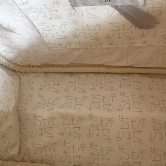 Thursday Friday Inc tote - Picture 6 of 7